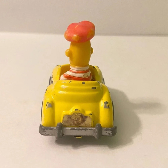 Vtg 1983 Sesame  Street Diecast Bert Taxi Big Bird Ernie Fire Truck PVC Figures - Picture 8 of 13